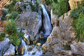 Vue du port depuis les remparts du Chateau Santa Barbara